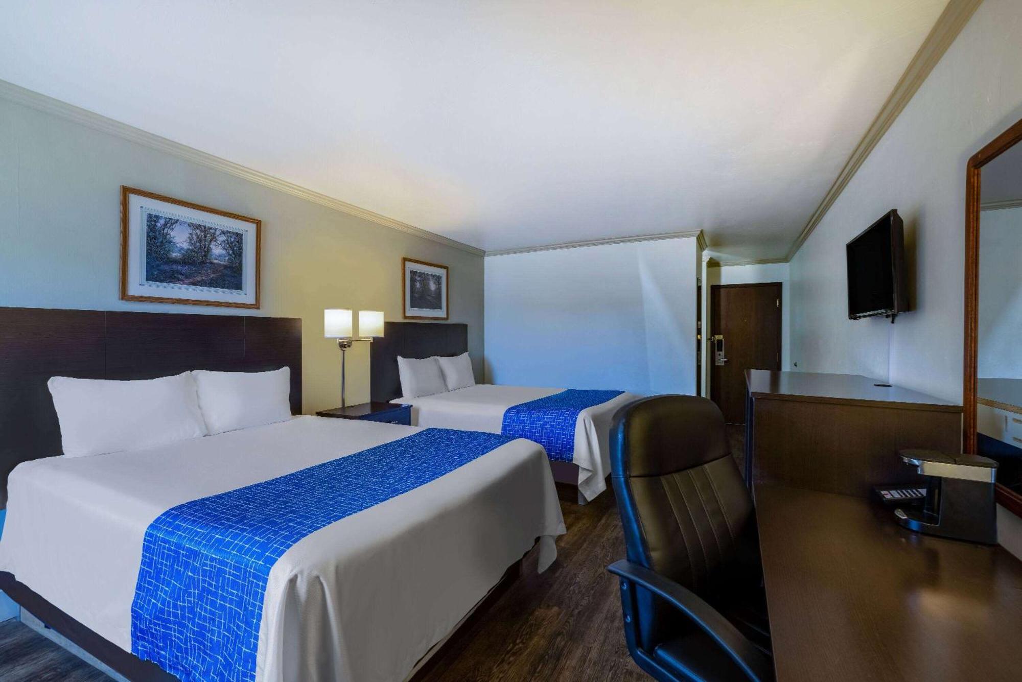 Travelodge By Wyndham Livingston Extérieur photo