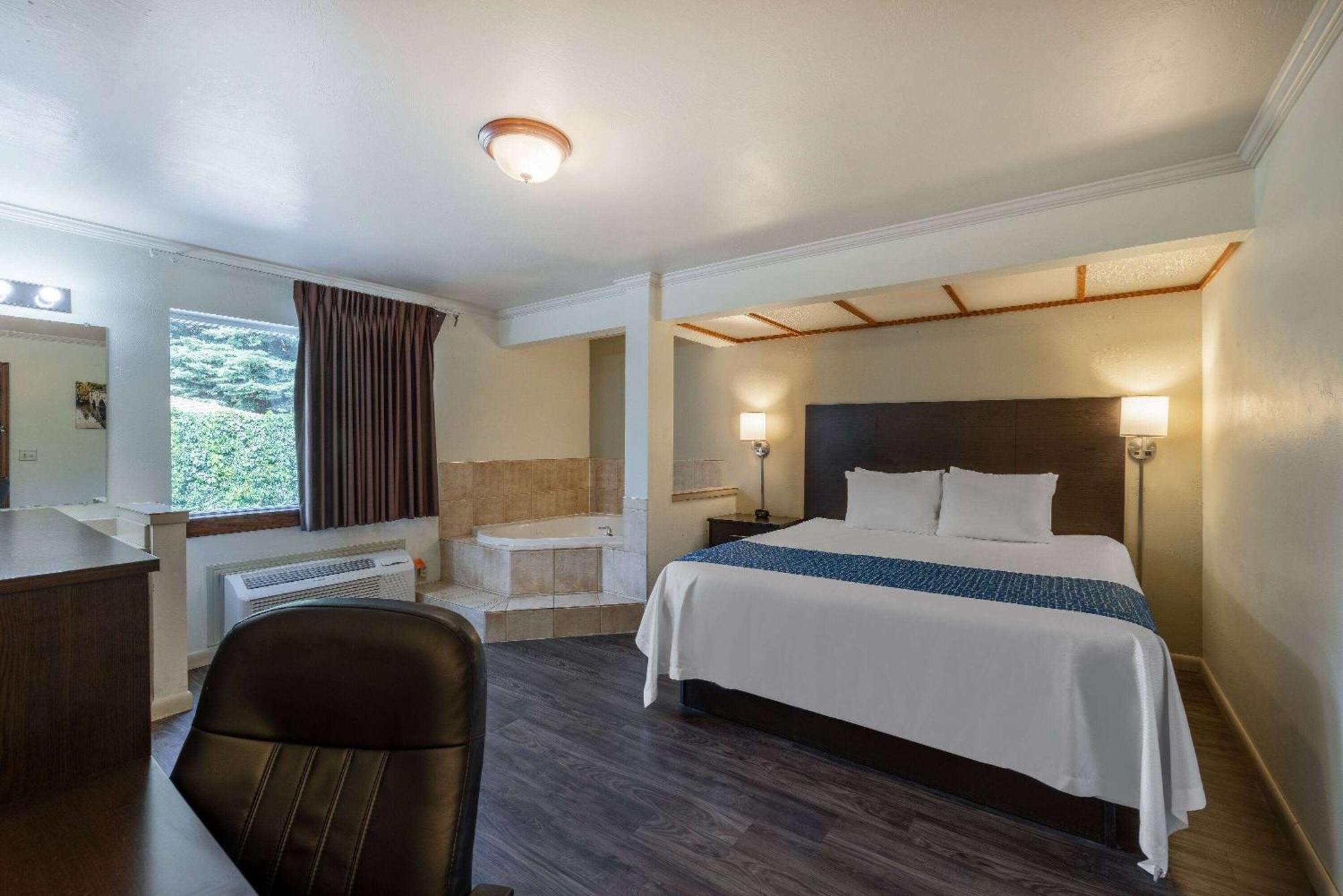 Travelodge By Wyndham Livingston Extérieur photo