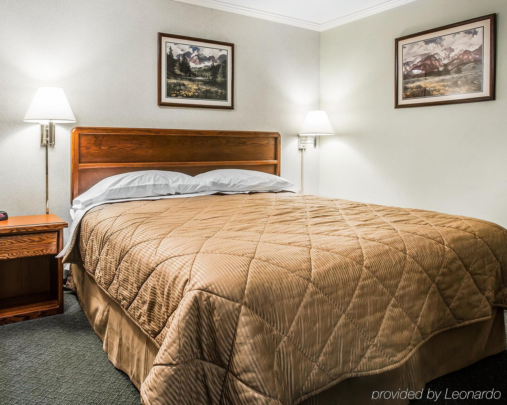 Travelodge By Wyndham Livingston Extérieur photo