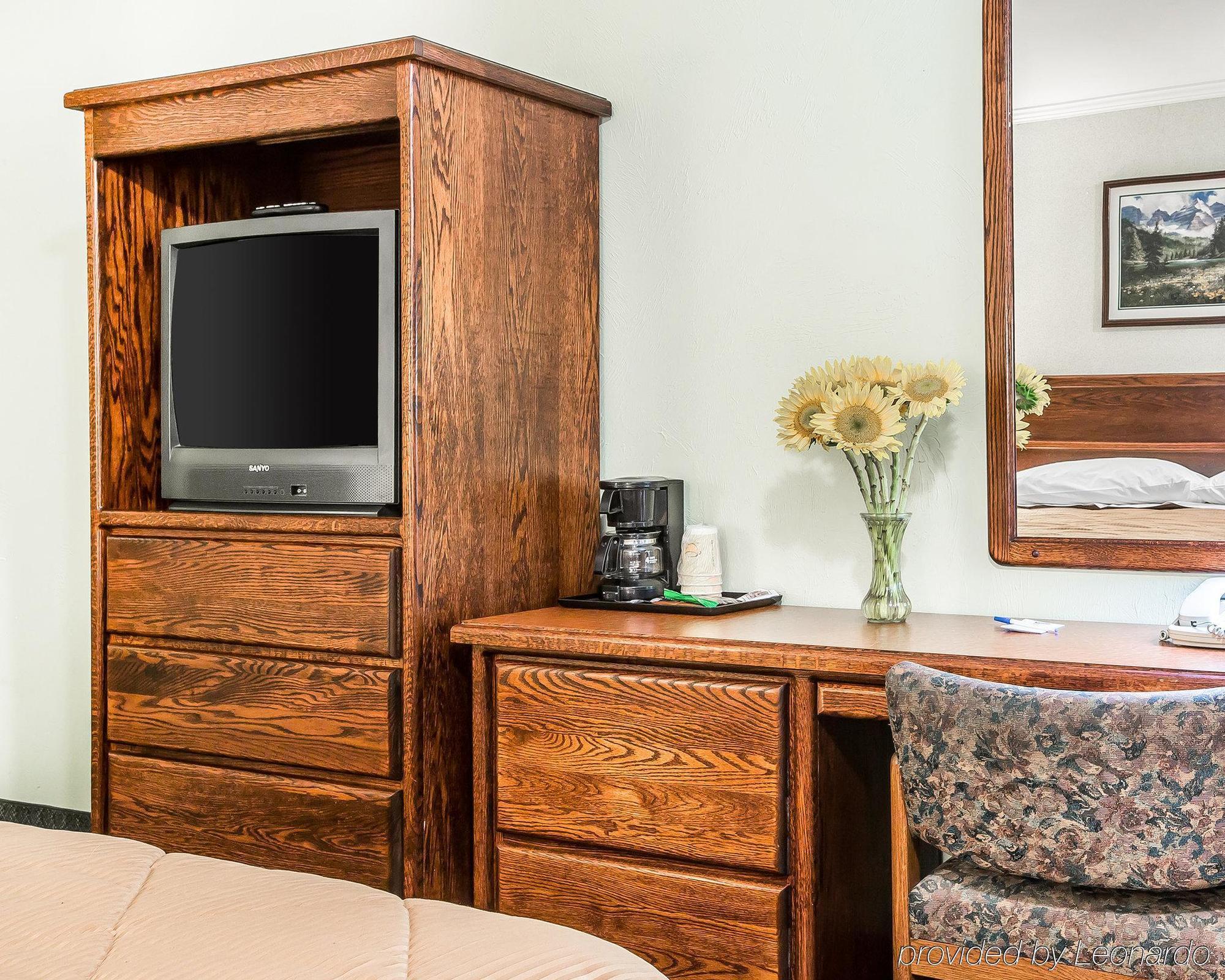 Travelodge By Wyndham Livingston Extérieur photo